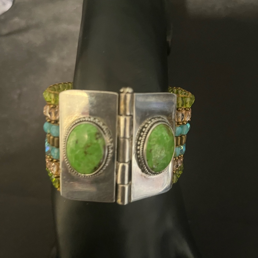 Chili Rose Beaded Bracelet